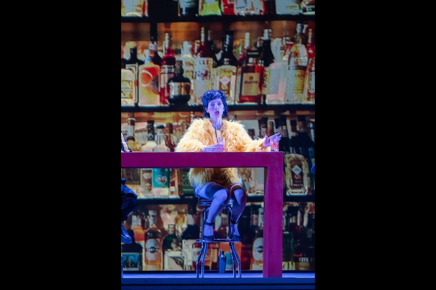 in: AscheMOND oder The Fairy Queen